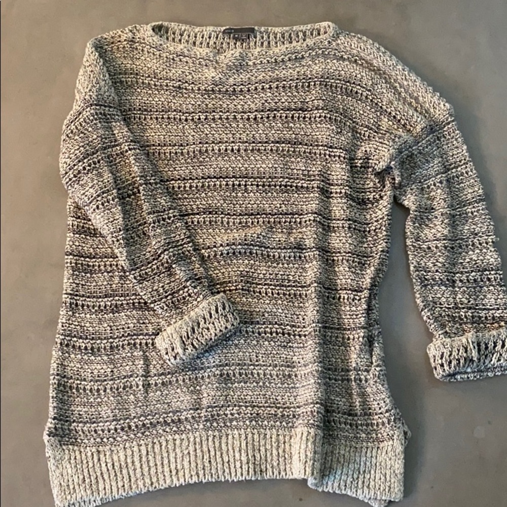 Loose fit Vince sweater